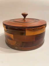 Vintage MCM Inlaid Wooden Round Hand Turned Bowl w/ Lid BEAUTIFUL