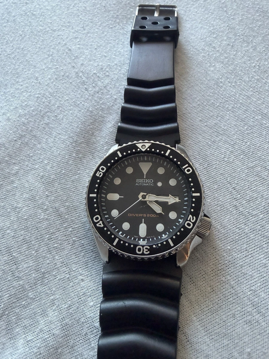 25+ Seiko Men 200 m (20 ATM) Water Resistance Diver Wristwatches