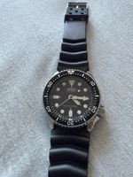 Seiko Diver’s SKX007K1 Diver's Watch 200M Automatic From Japan