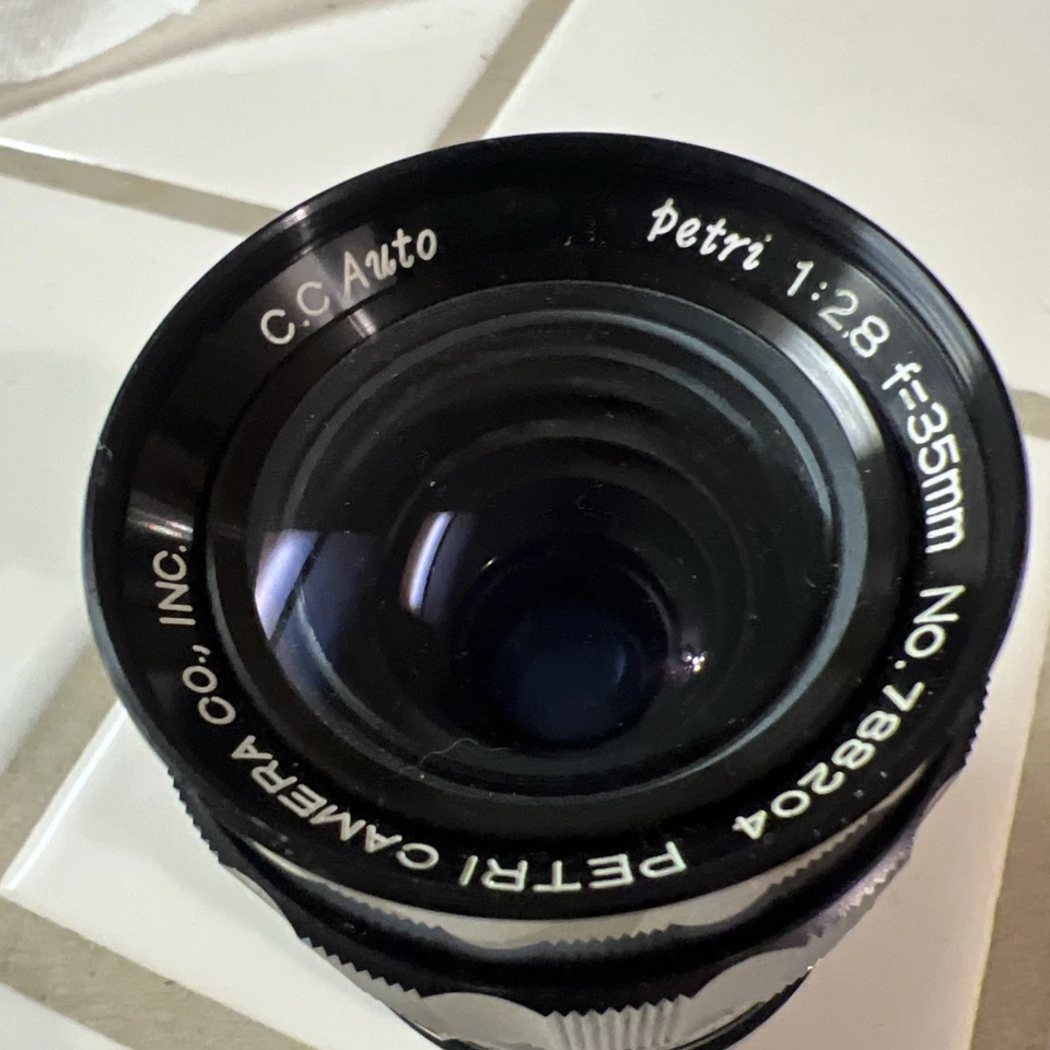 Lente automática Petri Camera Japón F=28 mm 1:35 No. 788204 Foto 3 de 4