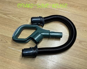 Grüner Griff und schwarzer Schlauch = Shark NZ691ukt Lift Away Staubsauger