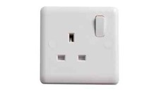 Image of Deta VC1207S Vimark Curve 1 Gang 13A Switched Socket SP