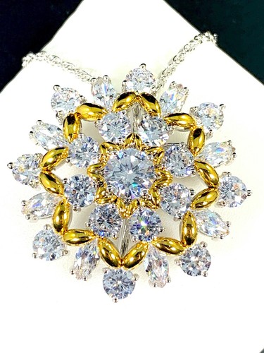 NIB AUDREY HEPBURN CHAIN NECKLACE GOLD CRYSTAL RHINESTONE FLORAL BROOCH PENDANT 