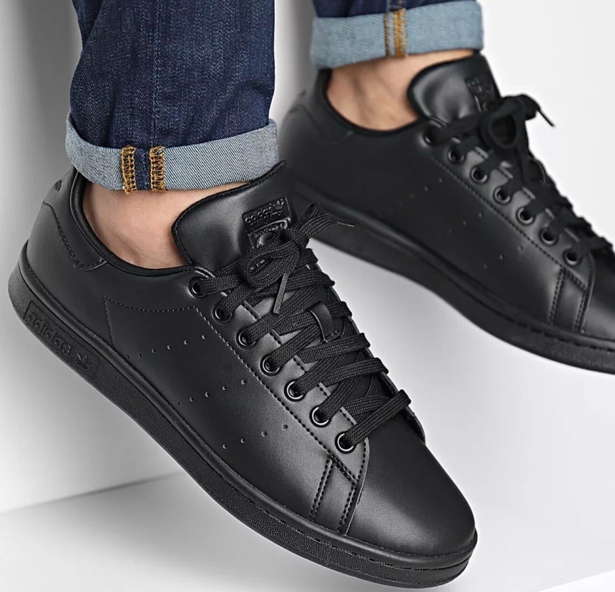 NWB Adidas Originals STAN SMITH LUX Sneakers CBlack Athletic NWB Adidas Originals STAN SMITH LUX Sneakers CBlack Athletic