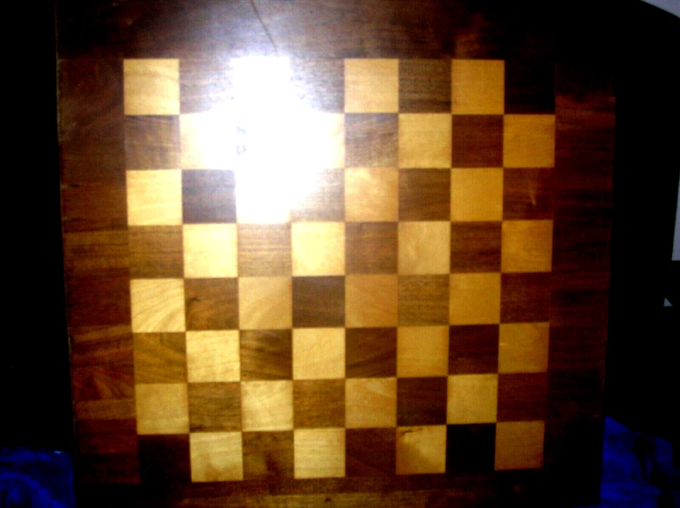 TAPA DE MADERA CHEIS DE MESA VINTAGE CON 21 pulgadas x 21 pulgadas Foto 2 de 3