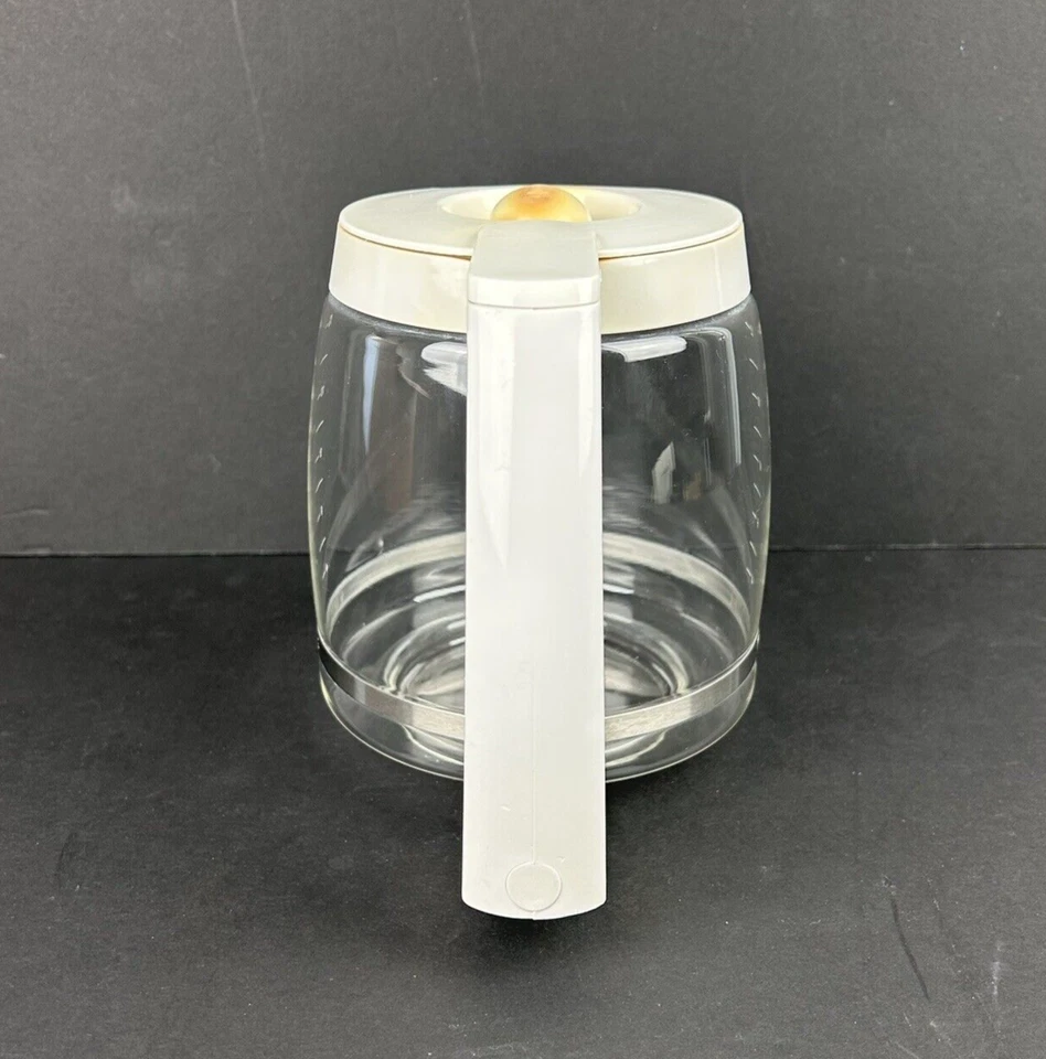 Genuine Cuisinart White 12-Cup Coffee Carafe With Lid Replacement Pot DGB-500WRC - Image 2 of 4