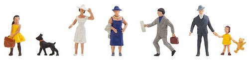 Figuras de plástico Faller 150911 escala HO en la parada de autobús (juego de 7) | Zustand: New