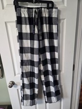 New Women's White/Caviar Magellan Outdoors Flannel Lounge Pants Size Medium
