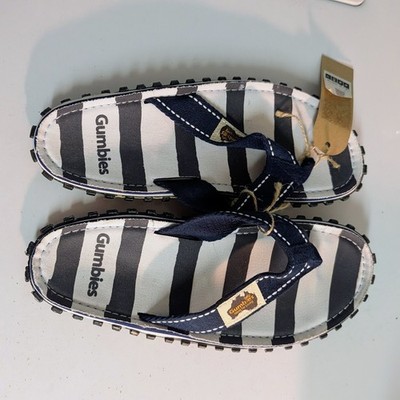 NWT Gumbies Islander Unisex Flip-Flops ''Deck Chair'' navy & white stripes Size 41
