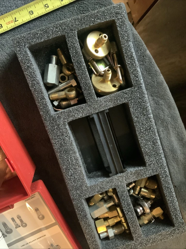 Juego de adaptadores 3M, sistema de limpieza de inyector de combustible, 08933... no estoy seguro si faltan cosas Foto 2 de 4