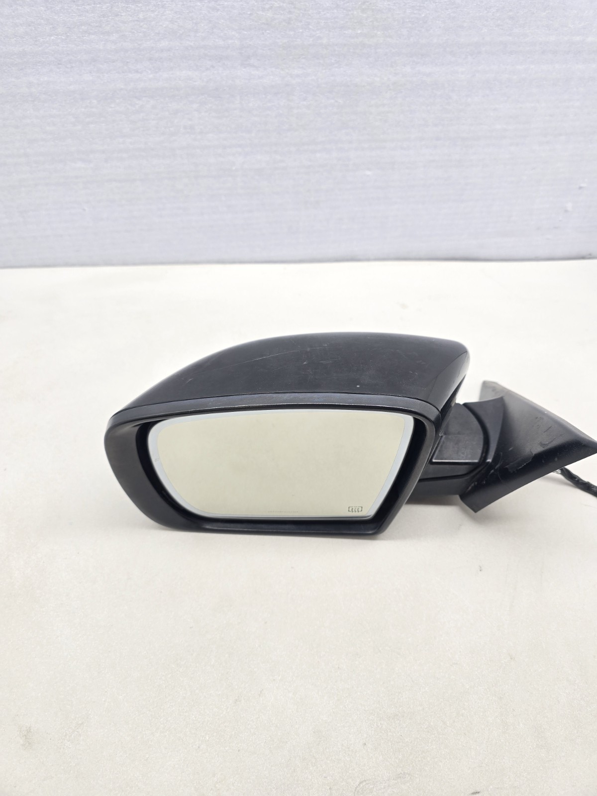 2014-2017 MASERATI GHIBLI LEFT DRIVER SIDE DOOR MIRROR HEATED  Black OEM USED