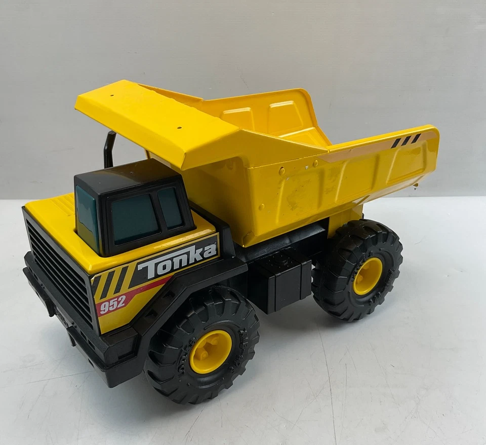 Camión de volteo Tonka 952 clásico amarillo vehículo de juguete para niños Foto 4 de 4