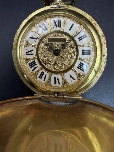 Elgin 975 17J Men's Vintage Antique Pocketwatch Runs Ornate Gold Tone