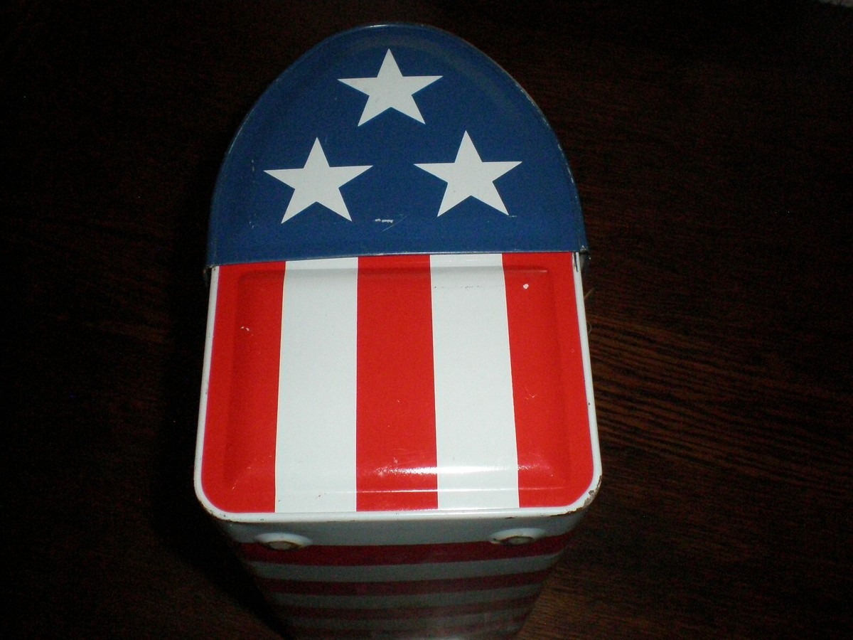 Red, White & Blue METAL DOME LUNCH BOX With Drinking Container