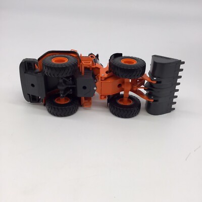 新品未開封】超希少DOOSAN DL420A ホイールローダー 1/40模型 新品未