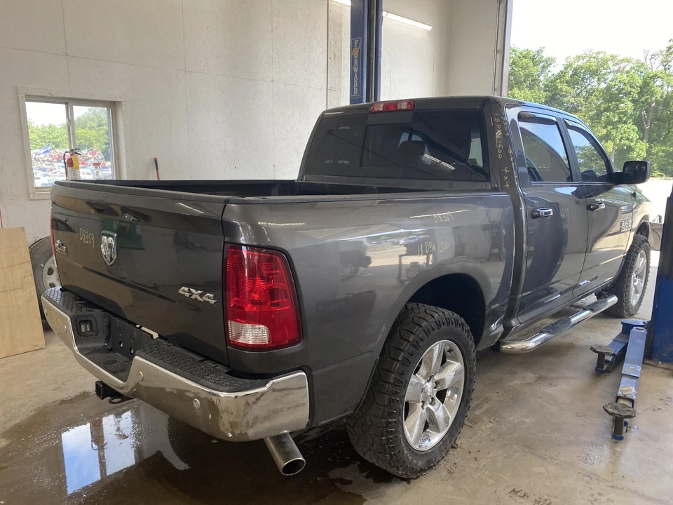 Used Transfer Case Control Module fits: 2018 Ram Dodge 1500 pickup Transfer Case - Image 3 of 4