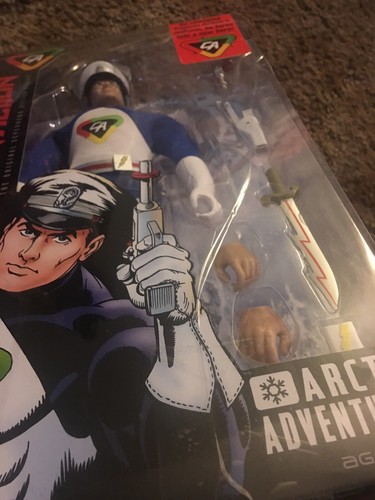 NEW CAPTAIN ACTION ARCTIC ADVENTURER THE ORIGINAL SUPERHERO ACTION FIGURE MARVEL - Picture 10 of 12