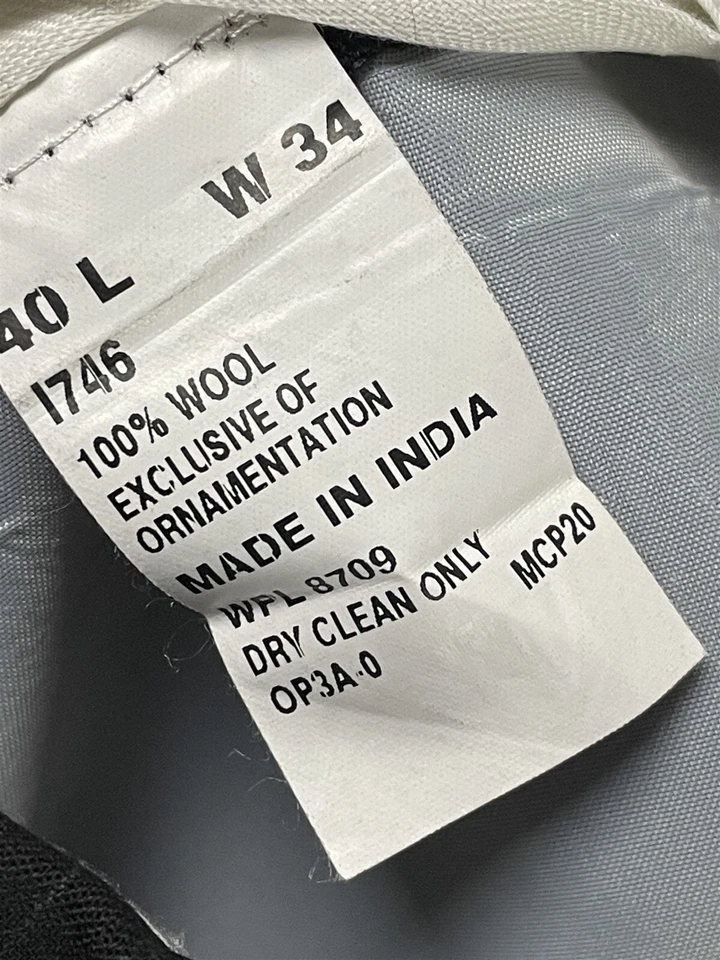 Oscar De La Renta 40L 34 x 30 100% Wool Perfect Press 2Pc Black Pinstriped Suit - Image 4 of 4