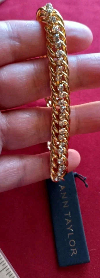 Pulsera Ann Taylor Tono Dorado con Cristal Talla 7-8 Ajustable Foto 2 de 4