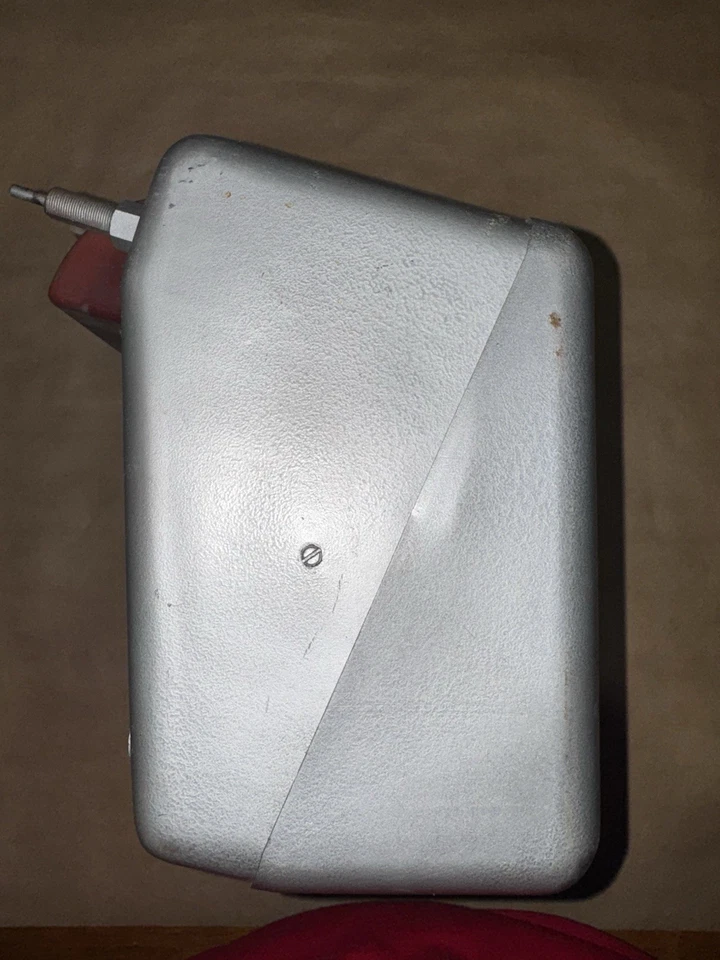 1947-1950 Chevy Truck Radio Model 986067 Untested Pickup 51 52 53 Foto 3 de 4