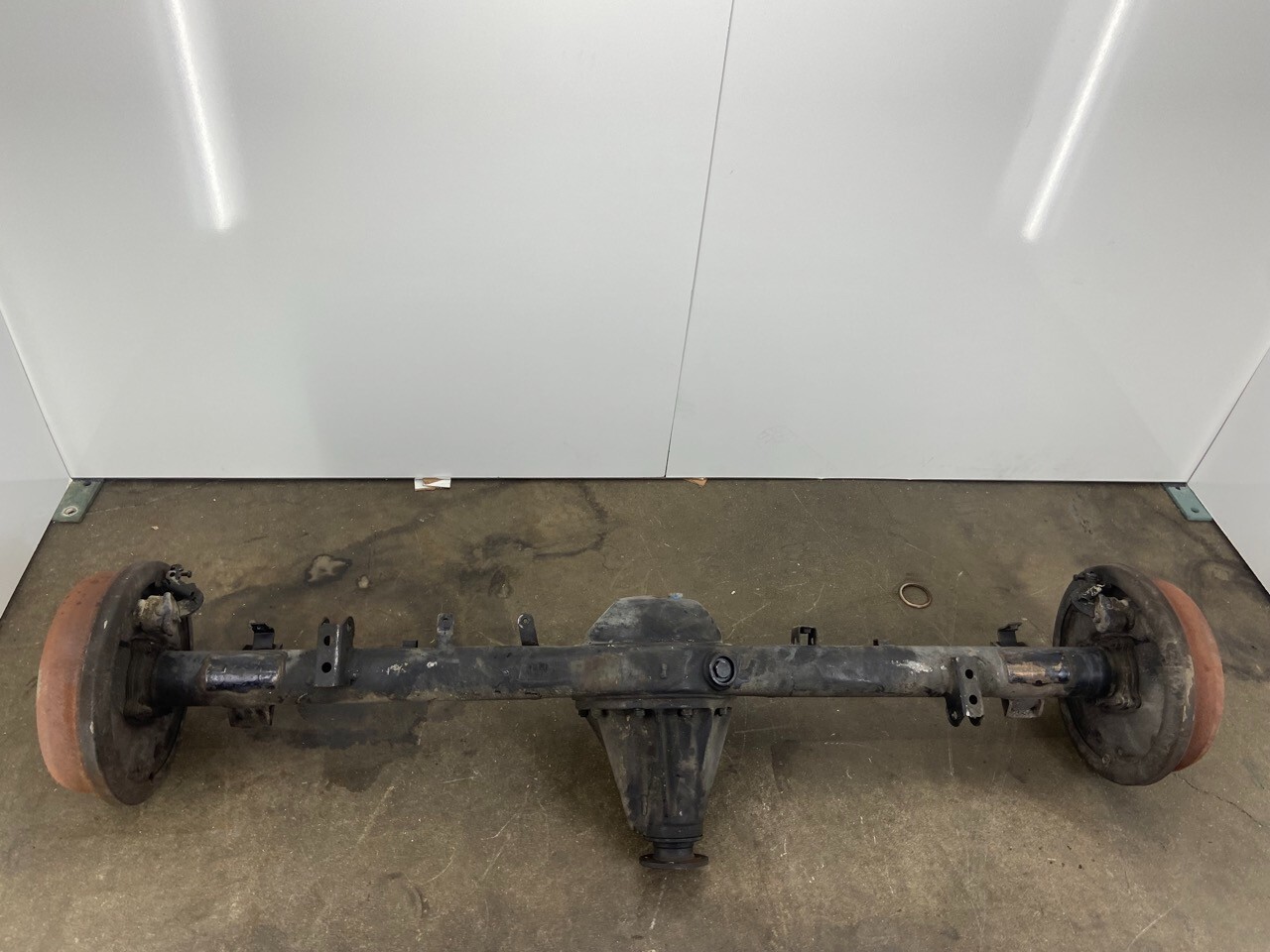 2000 2006 Toyota Tundra Rear Axle Assembly 2WD 8 Cylinder 4.10 RATIO