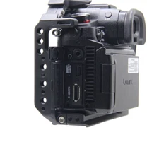 Camera cage quick loading plate grip camera frame suitable for Panasonic GH6.GH7
