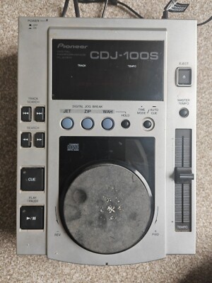 DJ機材 Pioneer CDJ-100S Pioneer cdj 100S CDJ. Mixer from 90's works well. From Japan