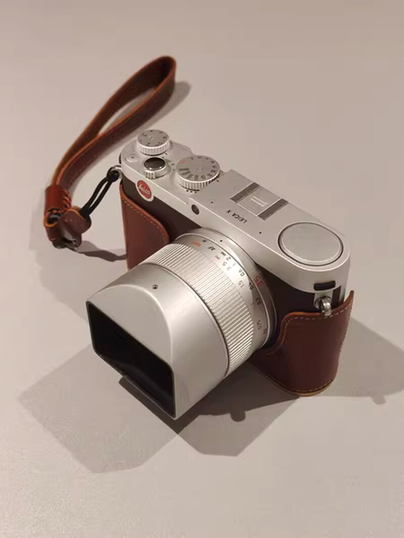 Leica X typ 113 & ビゾフレックス　プロテクター、ストラップ付 Rectangle PC Camera Lens Hoods Cap Cover Shield For Leica X