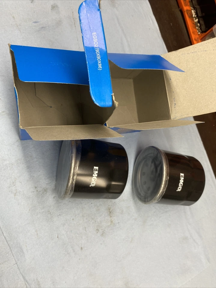 2 PACOTES DE FILTRO DE ÓLEO EMGO 1984-1987 MUITO BOM ESTADO Magna 700 Honda 10-82210 preto - Imagem 2 de 2