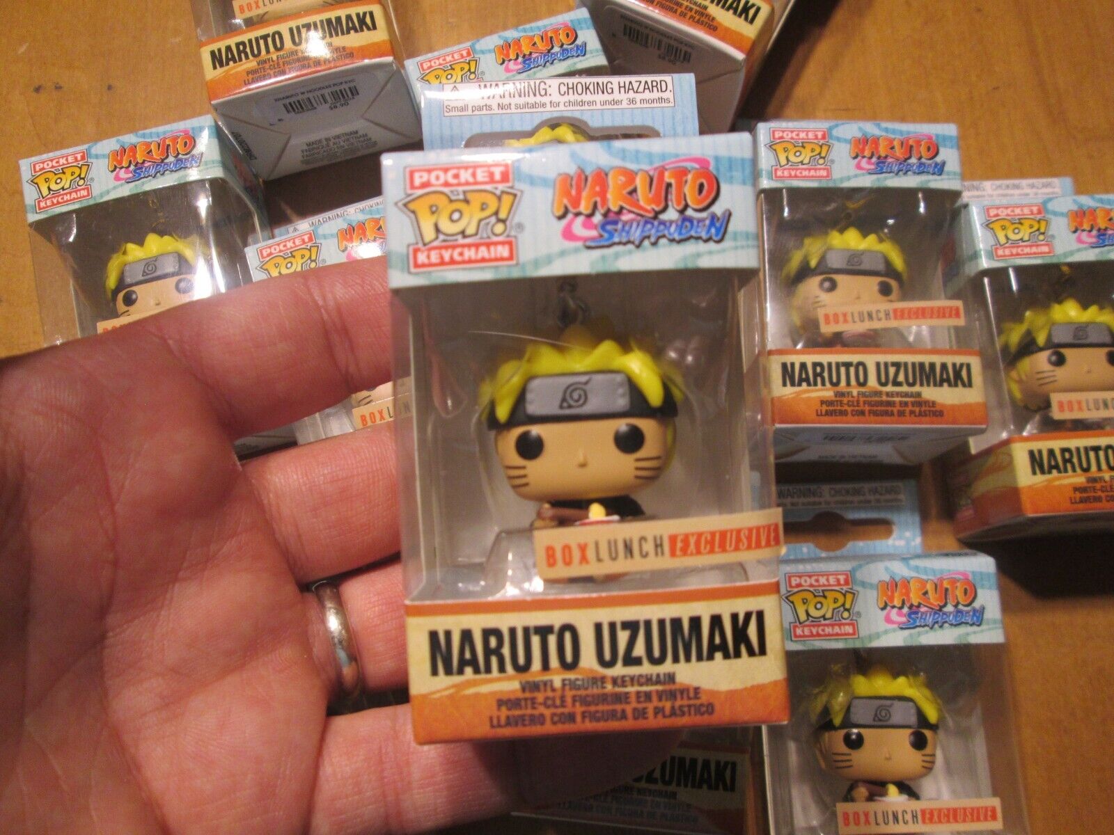 FUNKO POP POCKET KEYCHAIN Naruto Shippuden NARUTO UZUMAKI WITH RAMEN BOX  LUNCH