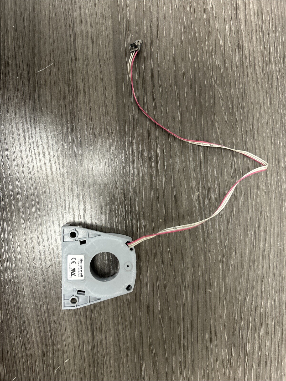 1Pc **USED** Honeywell CSNS300F-001 ms Current Transformer