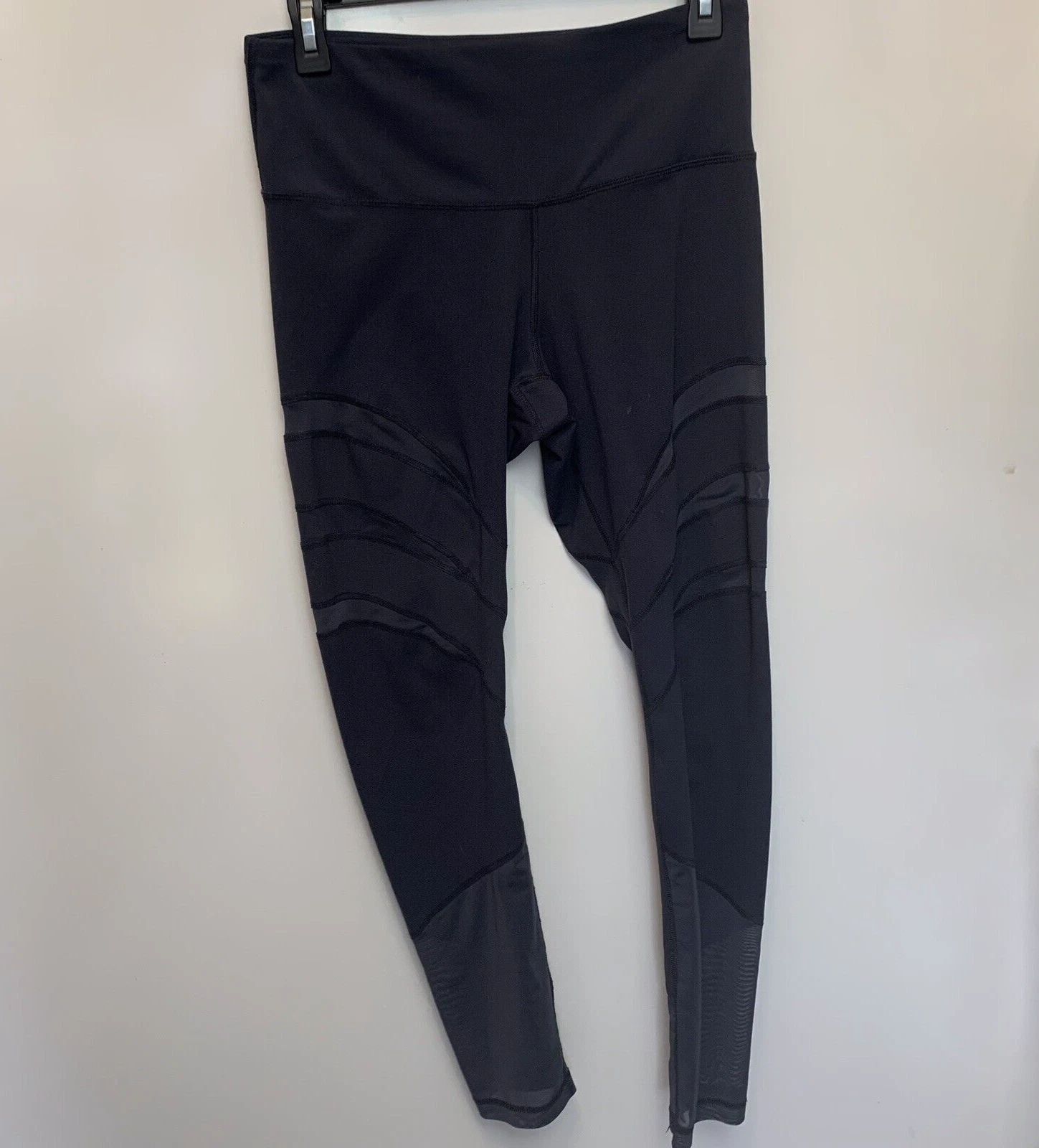 yogalicious athletic mesh details leggings