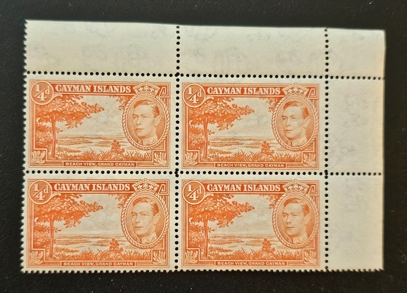 Cayman Islands 1938 KGVI 1/4d Sc 100. SG 115 Red Orange MINT CORNER BLOCK MNH
