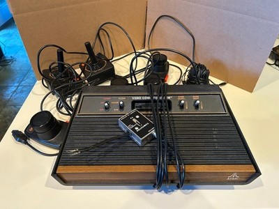 Atari 2600A Vintage 1980 Video Computer System Works