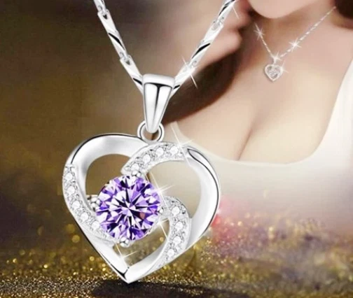 Collana romantica con ciondolo in cristallo a forma di cuore scavato per le donne con collana da sposa in pietra di zirconio Regali di gioielli per