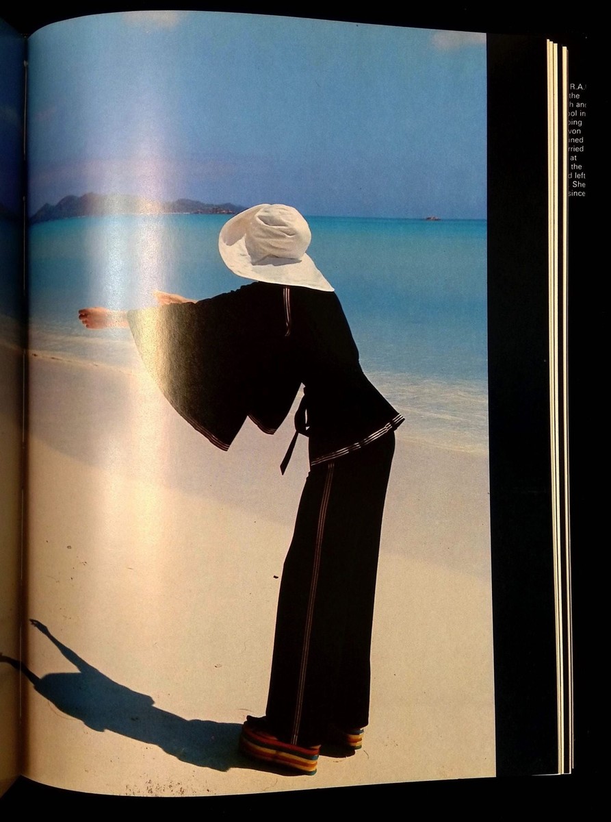 VOGUE woman georgina howell ヴォーグ　写真集 VOGUE woman georgina howell ヴォーグ 写真集 Amazon | VOGUE