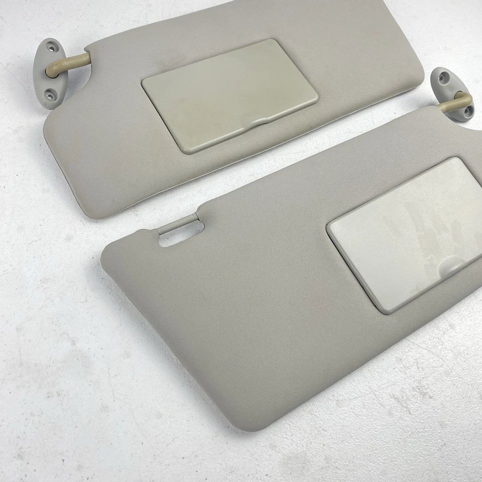 Juego de parasol lateral para conductor y pasajero Ford Focus 2000-2007 par vinilo gris OEM Foto 4 de 4