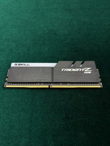 RAM G.SKILL Trident Z RGB 1 MODUL 32GB DDR4-4400