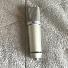 Neumann U87 Clone w/ Shock Mount