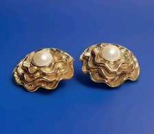 Vintage Bluette Shoe Clips Goldtone Flower Faux Pearl
