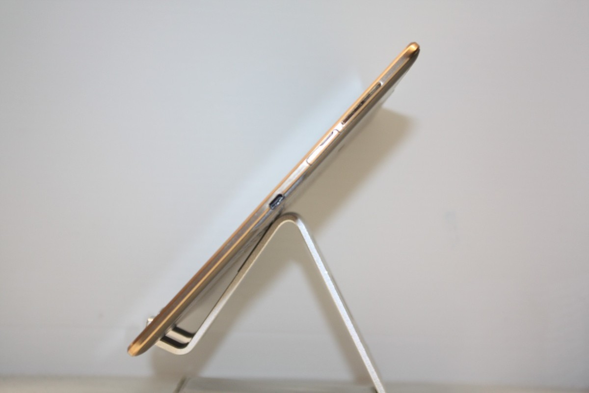 Samsung Galaxy Tab S SM-T800 - 16GB - Wi-Fi - 10.5 in Tablet