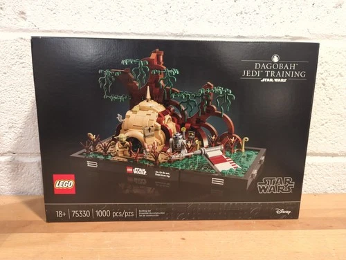 Lego Star Wars 75330 Dagobah Jedi Training Diorama (NEW / SEALED)