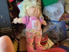 Hasbro Cabbage Patch Kids 1990 First Edition What Time Is It? Doll