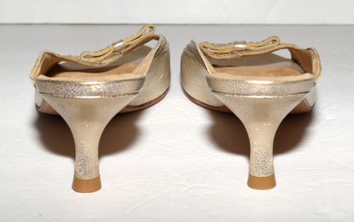 Stuart Weitzman Gold Open Toe with Bows Womens Kitten Heel Sandals Size7.5M - Picture 6 of 11