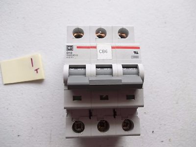 FRESH TAKEOUT CUTLER HAMMER CIRCUIT BREAKER 3 POLE D10 WMS3D10 415 V  10A (324)
