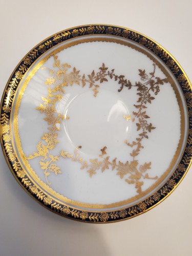 Blaue Krone Victoria Demitasse Tasse und Untertasse Gold Blau Blumenmuster - Bild 8 von 9