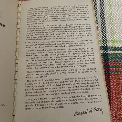 BERMUDIAN COOKERY Bermuda Junior Service League Cookbook 4th Ed. 1977 - Picture 5 of 17