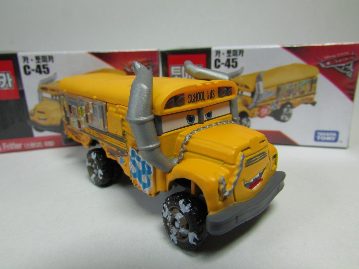 TAKARA TOMY TOMICA DISNEY PIXAR CARS 3 C-45 MISS FRITTER