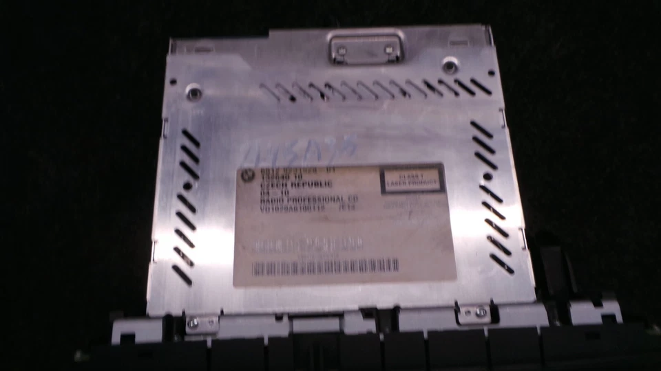 2L45A35* BMW Business CD Autoradio (6512 9231928-01) Für BMW 1er F20 - Bild 2 von 4