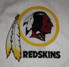 1 WASHINGTON REDSKINS LOGO on SEWING BLOCK QUILT FABRIC FOOTBALL SPORTS MATERIAL